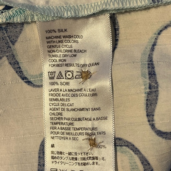 Men’s TOMMY BAHAMA Blue Swirl Short Sleeve Shirt 100% Silk sz M - Picture 9 of 10